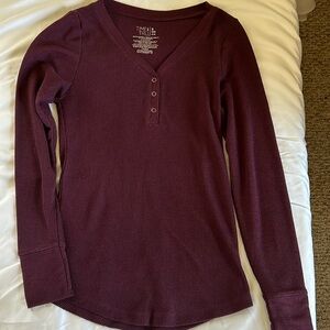 Size small purple thermal